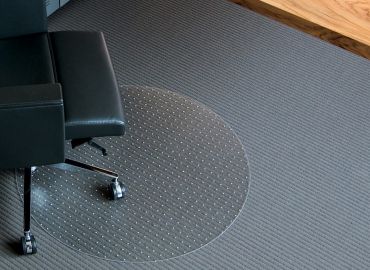 Darstellung des Produktes Bodenschutzmatte 'wertlegen' für Teppiche und harte Bödenboden