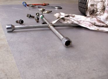 Darstellung des Produktes Garagenmatte Ecogrip® für harte Böden